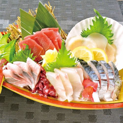 Assortment of 5 recommended seasonal fish sashimi