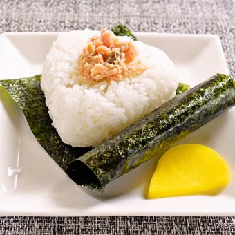 Onigiri (plum, salmon, mentaiko)/rice (large/small)