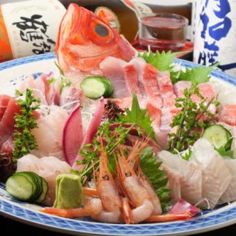 港口直送！當場烹調捕獲的魚！釣魚套餐★ 5,000日圓（含稅）+2小時無限暢飲