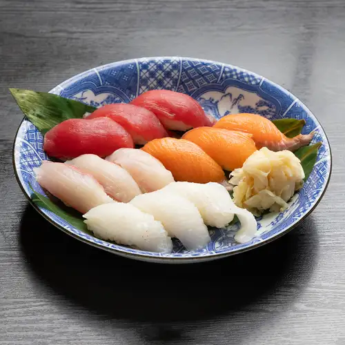 ゲストが喜ぶ寿司居酒屋