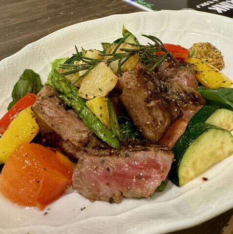 【肉質4等級!!】食欲そそる!やわらかステーキ