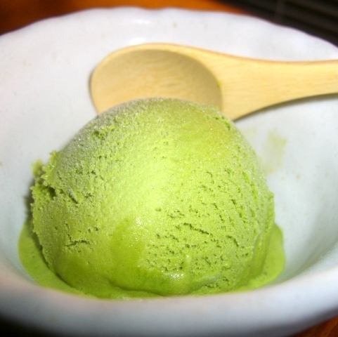 Matcha ice cream