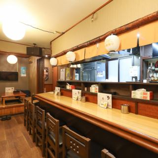 当店では10名様から貸切のご相談を承っております。宴会や女子会、大人数での集まりに最適なスペースをご用意しています。大切な時間を過ごしていただけます♪ご要望やご相談がございましたらお気軽に問い合わせください。特別な日を心を込めてお手伝いし、皆様に素敵な思い出を作っていただけるようおもてなしさせて下さい