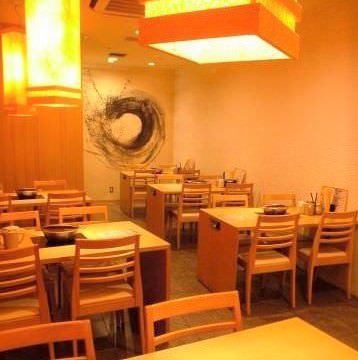 Yodobashi Camera AKIBA商店8樓餐廳層“無限量供應的sha鍋牛肉sukiya Tajimaya”我們正在準備美味的肉類，並等待您的光臨！