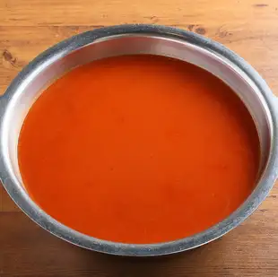 맛 매운 찌개입니다.