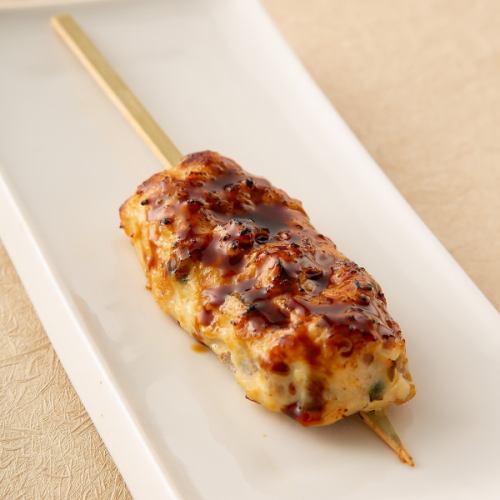 Handmade chicken meatball skewers (sauce, salt)