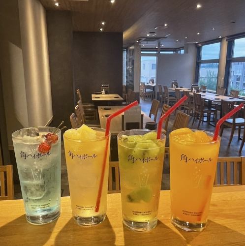 充满新鲜水果的“季节性酸味”