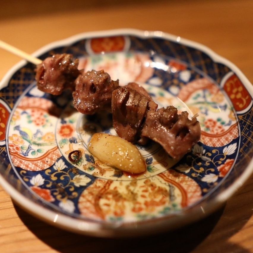 [Kenkyu Gakuen] Enjoy carefully selected original skewers and carefully selected sake in a relaxed atmosphere