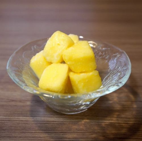 冷凍パイナップル