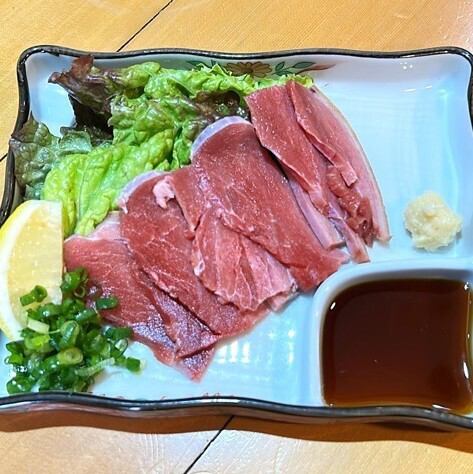 当店名物！新鮮ヤギ刺し♪