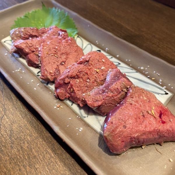 【当店看板メニュー！】新鮮炙りレバー