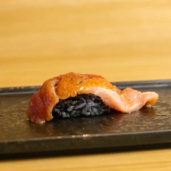 大トロ・生うに含む！全50種以上ご褒美寿司食べ放題！女子会や記念日・デートにピッタリ！6980円（税込）～