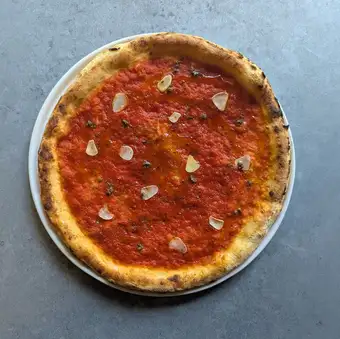 生地を楽しむチーズ無しピッツァ マリナーラ