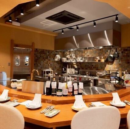 思い出に残したい特別な記念日には、バースデープレートをご用意する事もできます。どうぞお気軽にお申し付けくださいませ。