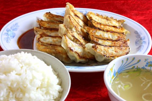 餃子定食(15コ)