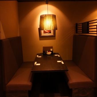 Table private room closed with noren for 4 to 6 people (front)