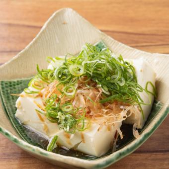 浅漬けきゅうり／だし醤油の冷奴　各