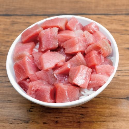 中脂鮪魚蓋飯