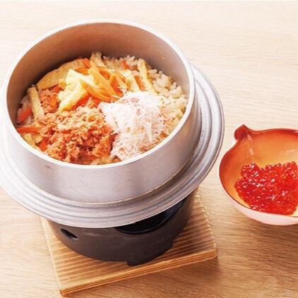 いくら釜飯