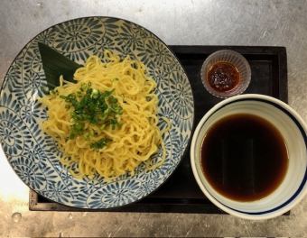 まるは製麺のざるラーメン