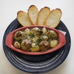 国産ニンニクとマッシュルームのオイル焼き