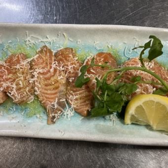 燻製サーモンカルパッチョ