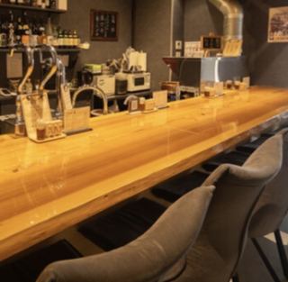 カウンター×7席