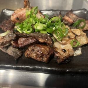 和牛内脏混合物