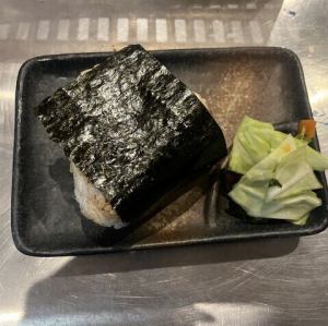 饭团：腌梅肉味噌