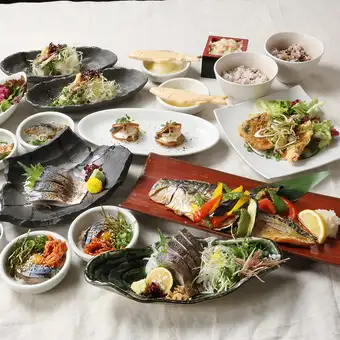 【幹事様必見！さばさば炙りまくりプラン120分飲み放題付！】7品4600円（税込）