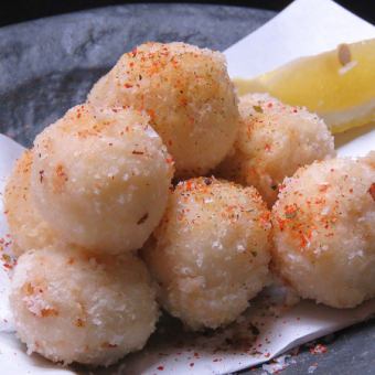 里芋のコロコロ揚げ・大根の唐揚げ