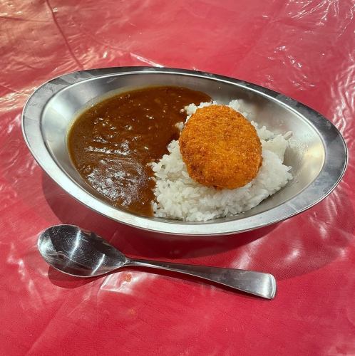 昭和のコロッケカレー
