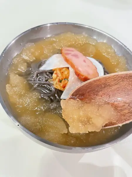 金ちゃんのフローズン冷麺　（夏限定）
