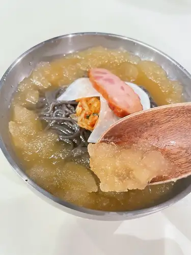 金ちゃんのフローズン冷麺　（夏限定）
