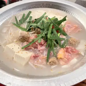鶏パイタン鍋