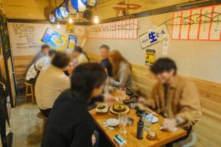 幅広く使えるテーブル席をご用意しております♪