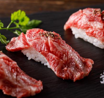 【当日OK!新年会に!2h飲放付】 馬刺3種盛り&肉寿司など「たてがみ会席コース4000円(税込)