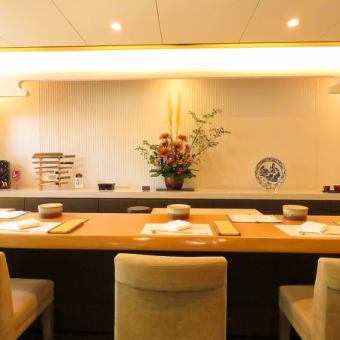 【江戸前鮨ランチ　萩コース/カウンター席】静かに上質を味わう江戸前鮨ランチプラン