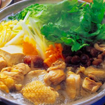 3種から選べるあったか鍋など全9品『よりみちなべ宴会コース』3500円【3時間飲み放題付き】