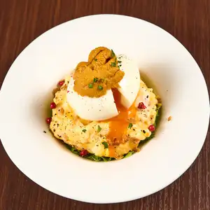 温玉のせウニのポテトサラダ