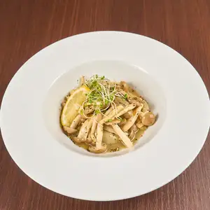 牡蠣とキノコのバター炒め