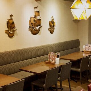 落ち着ける雰囲気の当店で特別なひと時をお過ごしください！