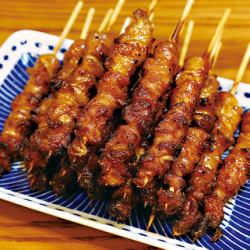 博多とり皮ぐるぐる巻(タレ・塩) 