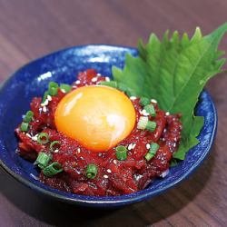 トロ馬ユッケ