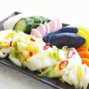 お漬物盛り合せ