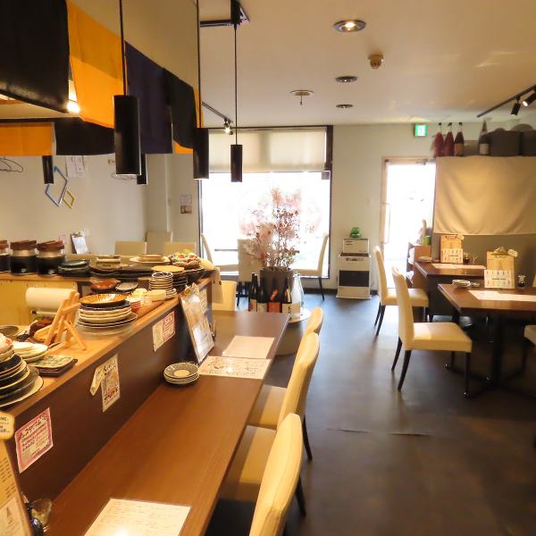 お料理が美味しいのはもちろんですが、ご来店下さったすべてのお客様に気持ちよくご利用いただけますよう笑顔で真心こめた接客対応を心掛けております♪お仕事帰りのサク飲みや、休日のはしご酒にもおすすめ！各種ご宴会にもピッタリです！ゆったり着席してお食事ができます。元気なスタッフが皆さまをお待ちしております☆