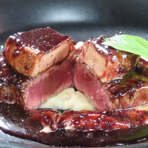 直送の和牛を贅沢に。