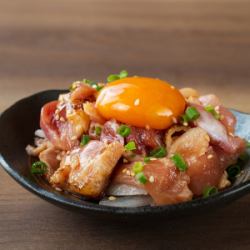 鶏刺しユッケ