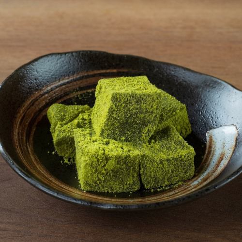 Matcha warabi mochi