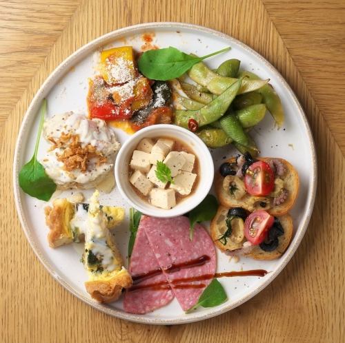 Cheese Plus Hors D'oeuvres Platter